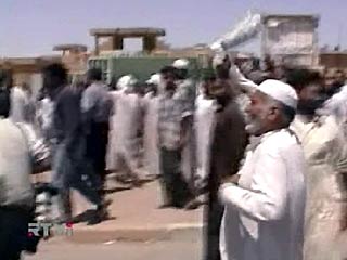 Жители Басру протестуют против британского управления городом