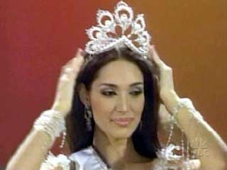 Представительница Доминиканской Республики Амелия Вега завоевала почетный титул "Мисс Вселенная-2003" в финале международного конкурса