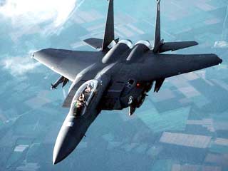 Истребитель Военно-воздушных сил США F-15 Strike eagle разбился в среду в штате Северная Каролина примерно в 40 км к западу от базы ВВС в Голдсборо