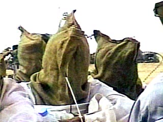 Военнослужащие США арестовали во вторник двоих высокопоставленных иракцев, фигурирующих в списке особо важных представителей свергнутого режима Саддама Хусейна