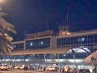 В четверг вечером в международном аэропорту имени Бен-Гуриона была объявлена тревога - самолет израильских ВВС "Геркулес" не может совершить посадку на полосу аэродрома