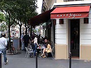 В Париже, на Левом берегу Сены, открылось несколько необычное кафе. Кафе Signes предназначено для глухонемых