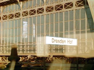 Неизвестная до сего дня террористическая группировка призналась в том, что это она оставила взрывчатку на главном вокзале Дрездена в начале июня