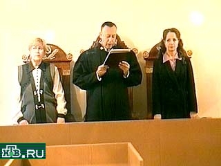 В Архангельске закончился суд над жителем Вельска Александром Козловым. Он обвинялся в убийствах двух школьниц.