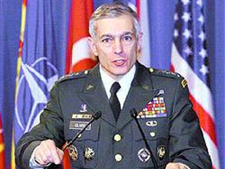Бывший верховный главнокомандующий войсками НАТО генерал Уэсли Кларк готов баллотироваться в президенты США
