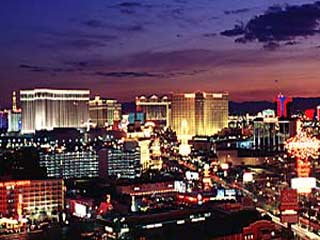 В Лас-Вегасе, который обычно называют "столицей греха" прошла седьмая ежегодная конференция, посвященная "опасностям добрачного секса"