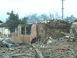 В чеченском селе Автуры в результате ракетного обстрела разрушен жилой дом