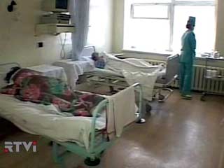 Число заболевших сальмонеллезом в республиканской больнице в Улан-Удэ достигло 65, за минувшие сутки признаки кишечной инфекции проявились еще у 11 человек
