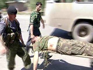 На федеральной трассе "Кавказ" в районе населенного пункта Шаами-Юрт совершен подрыв неустановленного взрывного устройства. В результате ранены шесть военнослужащих внутренних войск