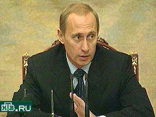 Путин внес на рассмотрение Думы проект закона о политических партиях