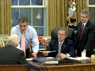 Директор ЦРУ США Джордж Тенет назвал "ошибкой" включение не соответствовавших действительности данных о попытках Ирака приобрести уран в Африке в январское выступление президента Джорджа Буша перед конгрессом с посланием "О положении страны"