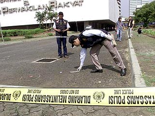 В здании парламента Индонезии произошел взрыв