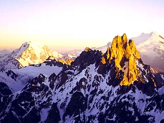 Поиски пропавшего на Эльбрусе польского альпиниста решено продолжать