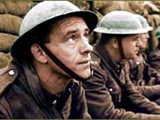 Особенно жалуются, участники шоу "Окоп", идущем на канале BBC2, в котором 24 мужчин на две недели посадили в окоп времен первой мировой войны длиной 60 футов