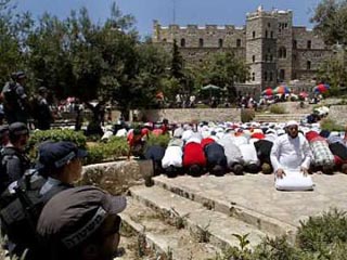 Допуск  мусульман на пятничную молитву на Храмовой горе в Иерусалиме сегодня ограничат