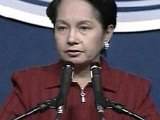 Президент Филиппин Глория Макапагал Арройо сегодня объявила на всей территории страны "состояние мятежа"
