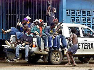Главная повстанческая группировка Либерии - Объединенные либерийцы за примирение и демократию (ЛУРД), противостоящая правительственным войскам, в одностороннем порядке объявила о немедленном прекращении огня
