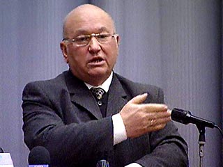 Юрий Лужков выразил недовольство перераспределением полномочий в пользу федерального центра
