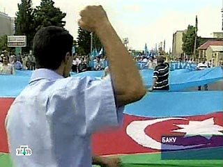 Азербайджанская оппозиция провела в Баку митинг с требованием свободных выборов