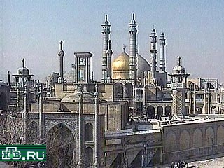 Несколько взрывов прогремело сегодня на севере Тегерана, сообщает Assosiated Press со ссылкой на свои анонимные источники