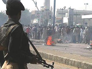 В Карачи четыре человека убиты в ходе уличных беспорядков