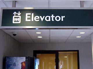 В Хьюстоне сломанный лифт стал причиной гибели сотрудницы госпиталя