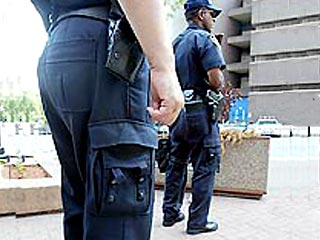 Полицейских Нью-Йорка переодели в военные брюки