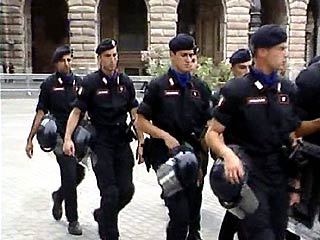 Полиция Венеции будет патрулировать город на весельных лодках "сандоло"