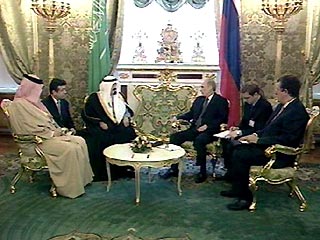 Россия и Саудовская Аравия договорились о сотрудничестве на 25 млрд долларов