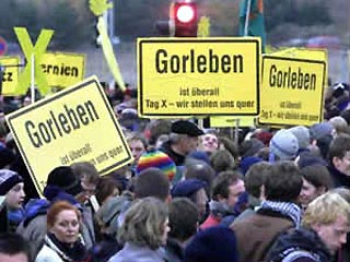 В Германии демонстранты заняли строящееся хранилище атомных отходов на глубине 840 метров
