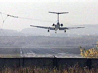 В аэропорту Екатеринбурга совершил аварийную посадку военный ТУ-134