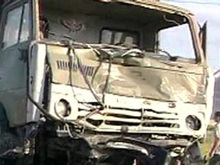 В Казахстане 2-этажый автобус Volvo лоб в лоб столкнулся с "КамАЗом": 4 погибли, 31 ранен