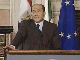 Берлускони защитил Муссолини