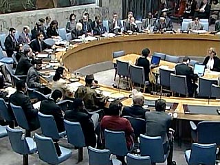 США во вторник наложили на арабский проект резолюции, который запрещает Израилю выслать главы Палестинской национальной администрации Ясира Арафата и прекратить какие бы то ни было угрозы в его адрес