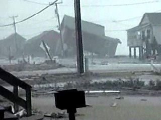 Ураган "Изабель" ведет себя так, как предсказали американские синоптики