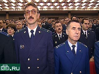 Сегодня в Москве завершается Всероссийское совещание работников прокуратуры на которое съехались все российские прокуроры - вплоть до районных