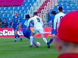 Фрагменты отборочного матча ЧЕ-2004 Грузия - Россия