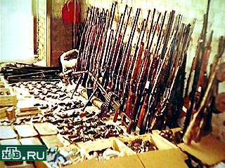 В Ставрополе обезврежена "милицейская банда", которая похищала и продавала огнестрельное оружие