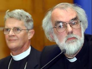 Архиепископ Кентерберийский Роуэн Уильямс озабочен вопросом гомосексуализма (слева на фото глава Епископальной церкви США Фрэнк Гризволд)