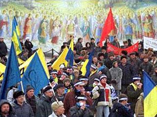 Во Львове прошел митинг против строительства дамбы в Тузле