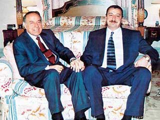 Азербайджанский Алиев: тиран в тандеме с США, пишет Tageszeitung