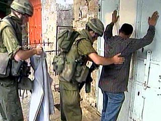Израильские войска арестовали в пятницу одного из руководителей движения "Исламский джихад" на Западном берегу реки Иордан