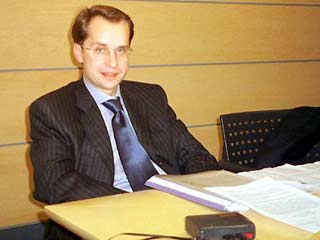 В пресс-службе ЮКОСа подтвердили, что адвокат Антон Дрель вызван на допрос в качестве свидетеля