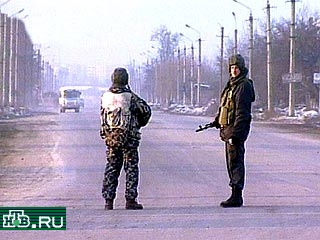 Вечером в воскресенье в селе Старые Атаги под Грозным были убиты два чеченских милиционера