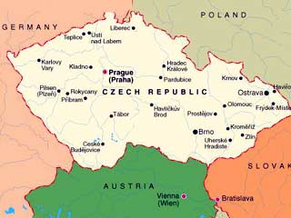 Три украинских туристки погибли и четыре травмированы в результате аварии микроавтобуса в Чехии