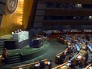 Генеральная Ассамблея ООН подавляющим большинством голосов приняла во вторник резолюцию с требованием к Соединенным Штатам снять торгово-экономическое эмбарго против Кубы