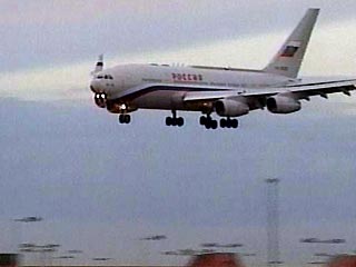 Самолет главы российского государства приземлился в 19:50 местного времени