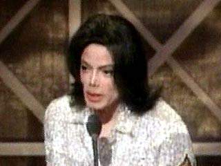 Майкл Джексон связывает обвинения в педофилии с выходом нового альбома