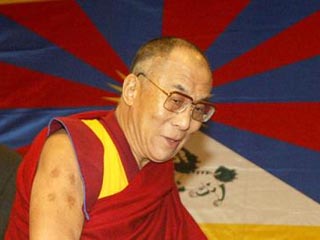 Духовный лидер Тибета Далай-лама прибывает в Италию