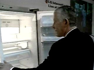 На лежащий в холодильнике труп американки милицию навела предсмертная записка москвича
